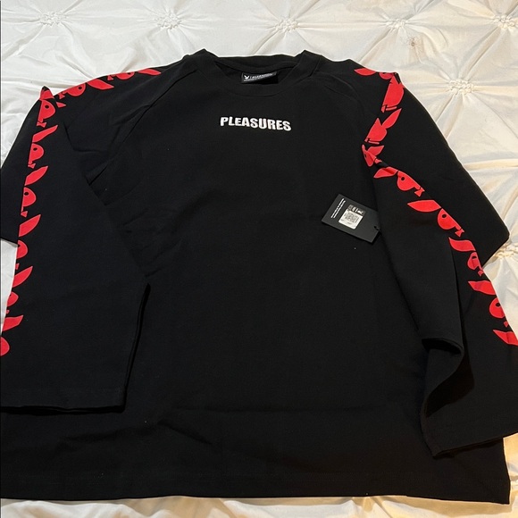 PLEASURES Long Sleeve Playboy Raglan Tee - Picture 8 of 11